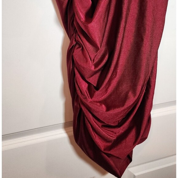 Shein Burgundy Red Padded Ruched Fitted Dress With Gold Chain Colored Straps L - Picture 3 of 5